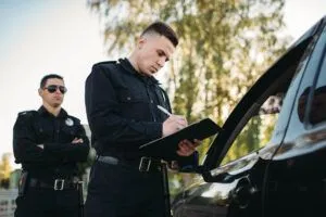 La Policía Realiza Investigación de DUI con Derechos Miranda en Fort Lauderdale 1 300x200