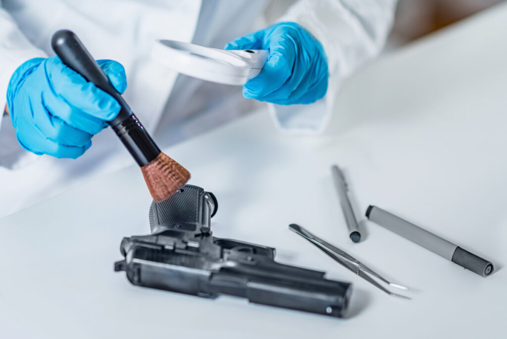 peritaje de armas de fuego análisis forense de un arma de fuego