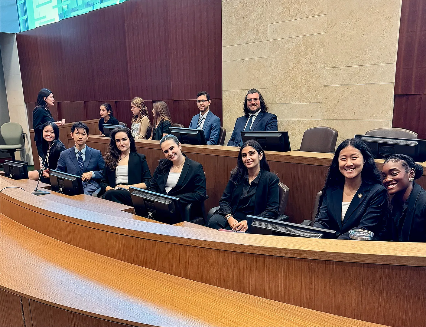 Pasantía de verano de Rossen Law Firm, foto 4